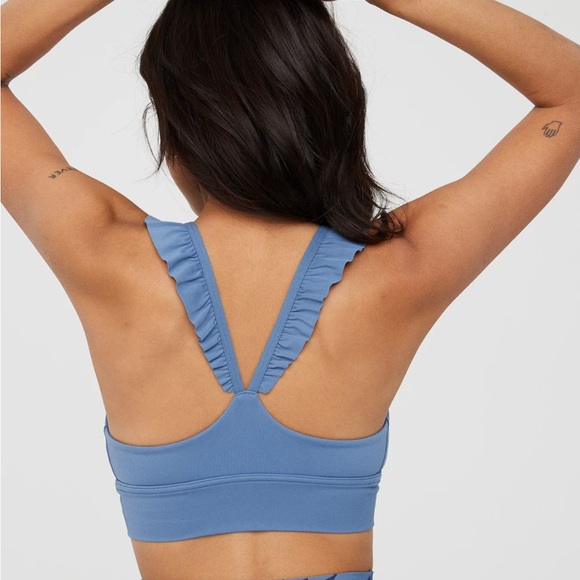 OFFLINE By Aerie Real Me XTRA Ruffle Sports Bra Size Small - Picture 2 of 6